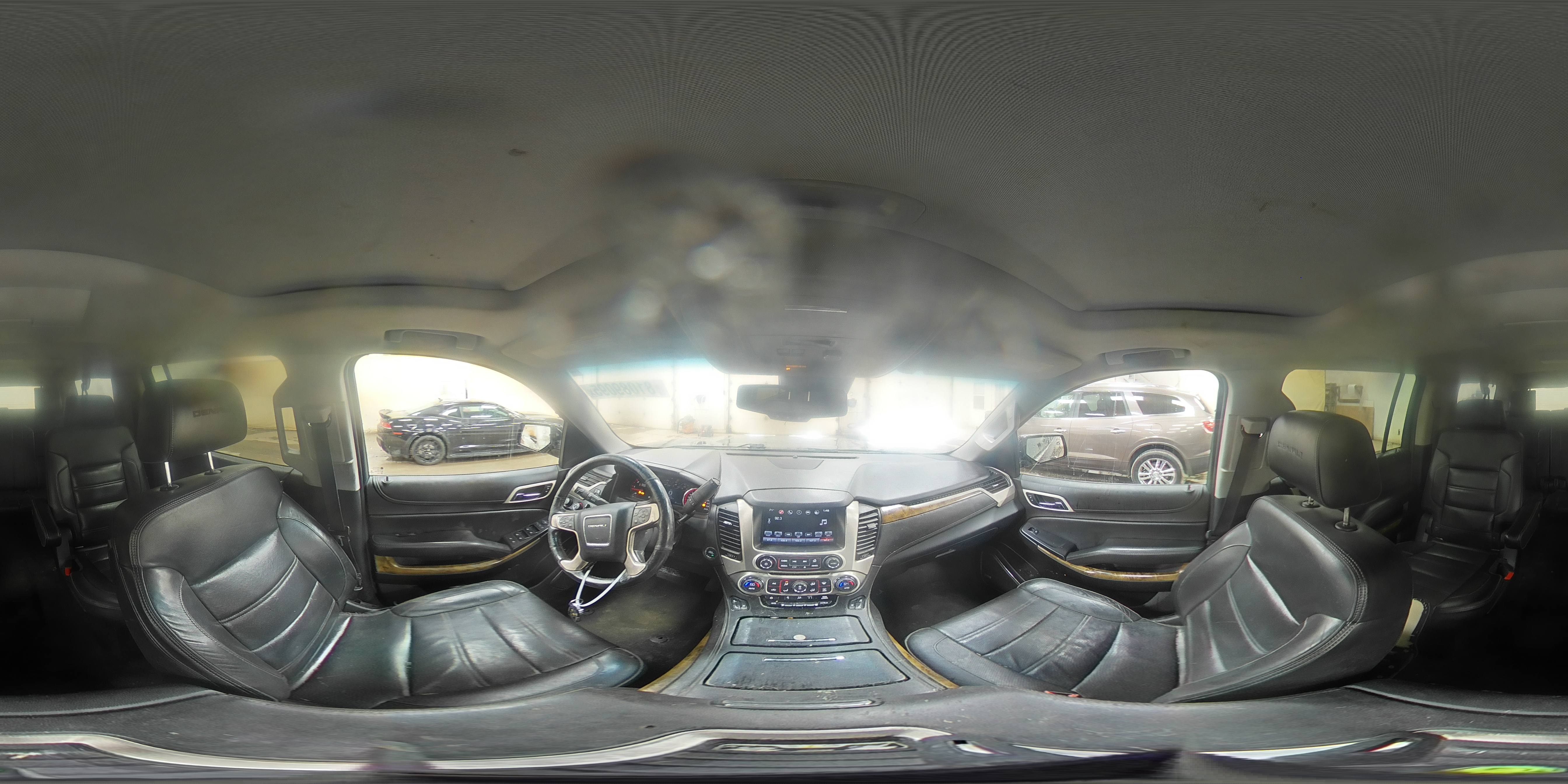 2016 GMC Yukon Xl Denali VIN: 1GKS2HKJ2GR419078 Lot: 81089095