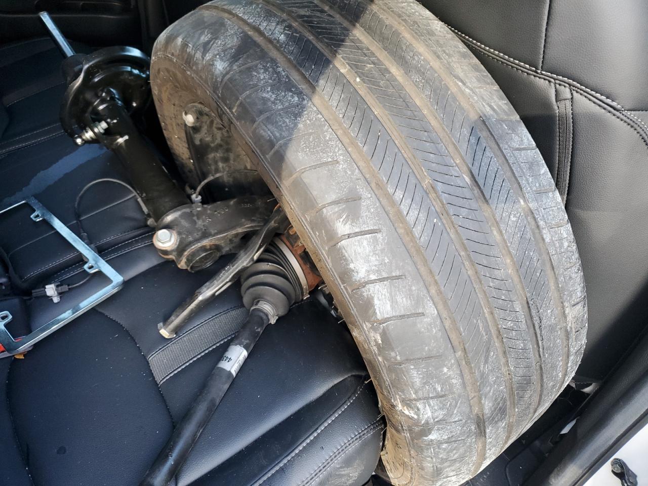 2024 Honda Pilot Touring VIN: 5FNYG2H77RB006694 Lot: 80000695