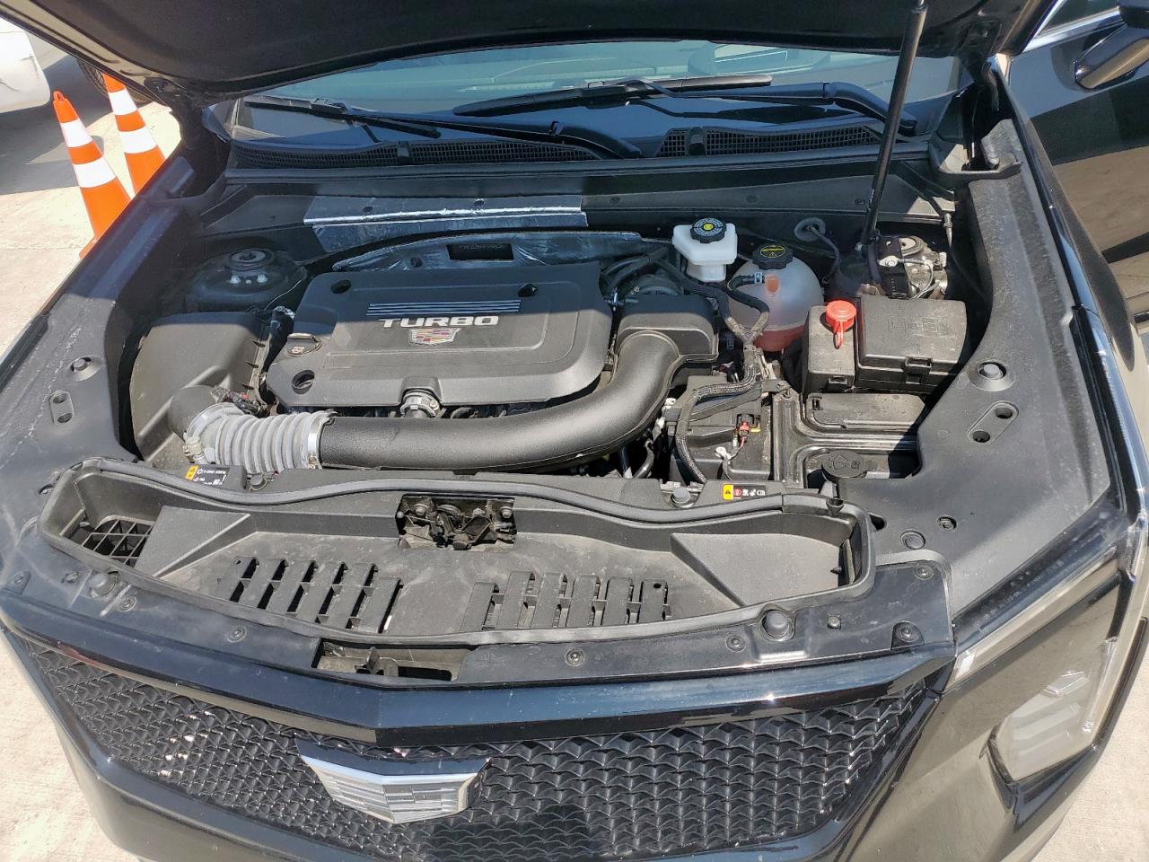 2025 Cadillac Xt4 Premium Luxury VIN: 1GYFZCR4XSF146472 Lot: 71948985