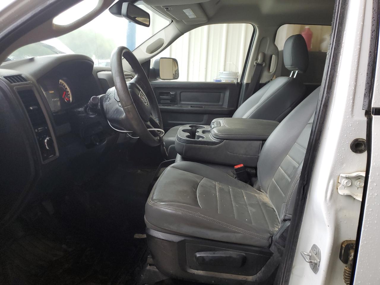 2019 Ram 1500 Classic Tradesman VIN: 1C6RR7KT7KS607153 Lot: 81649705