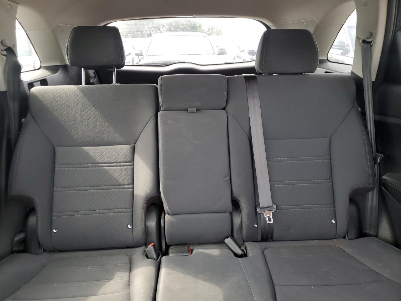 2019 Kia Sorento L VIN: 5XYPGDA31KG457066 Lot: 81543425