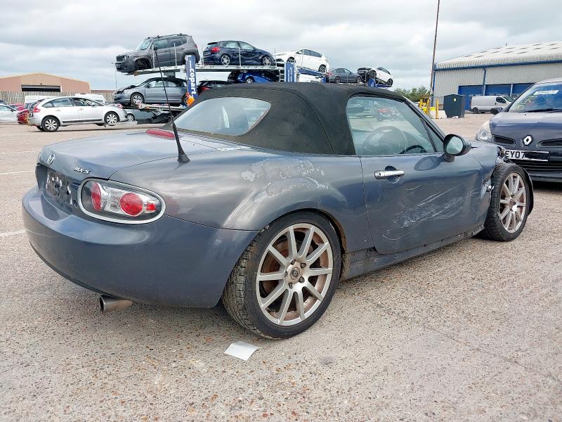 2006 MAZDA MX-5 