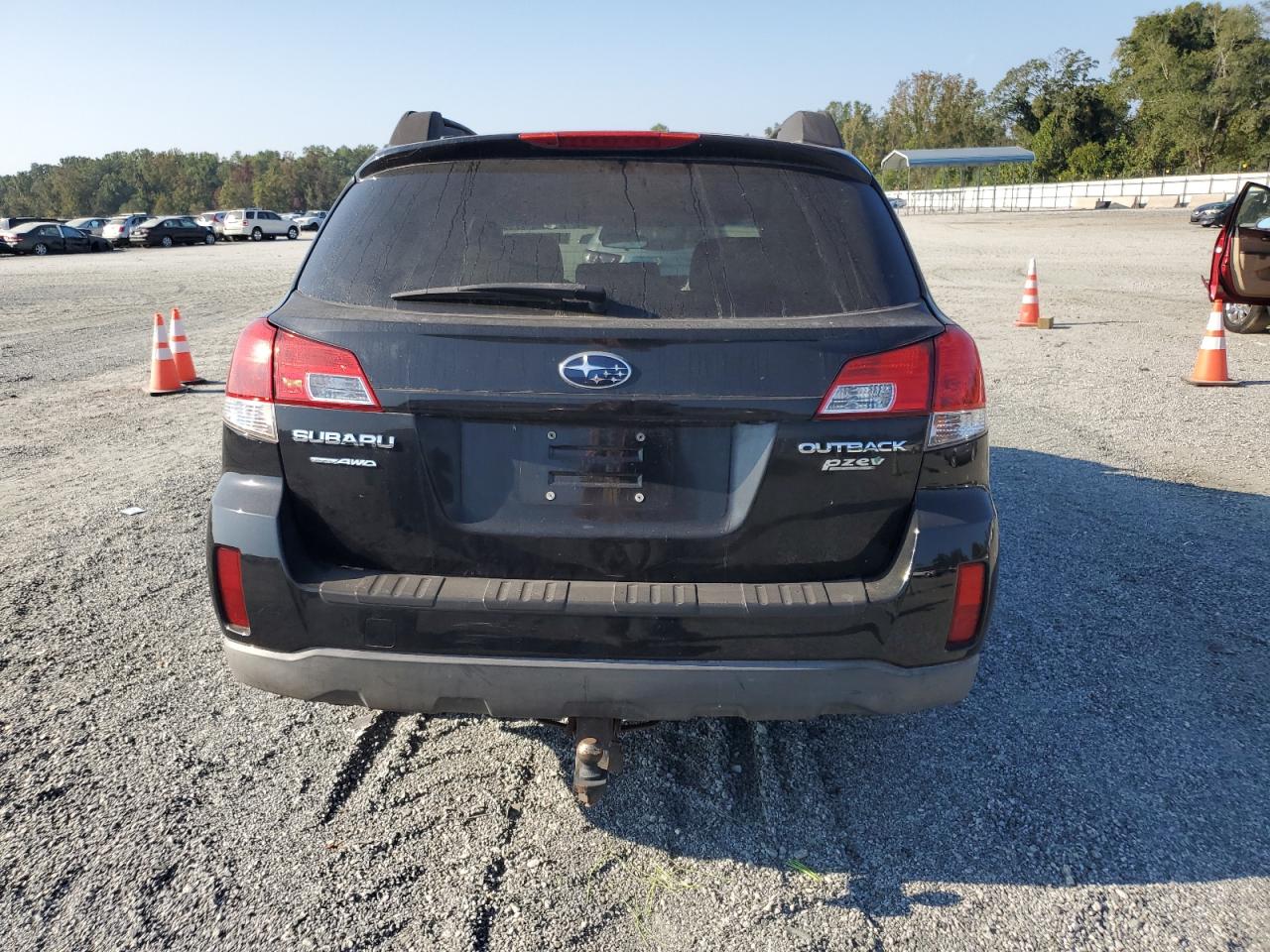 2010 Subaru Outback 2.5I Premium VIN: 4S4BRBCC0A3366889 Lot: 83996335