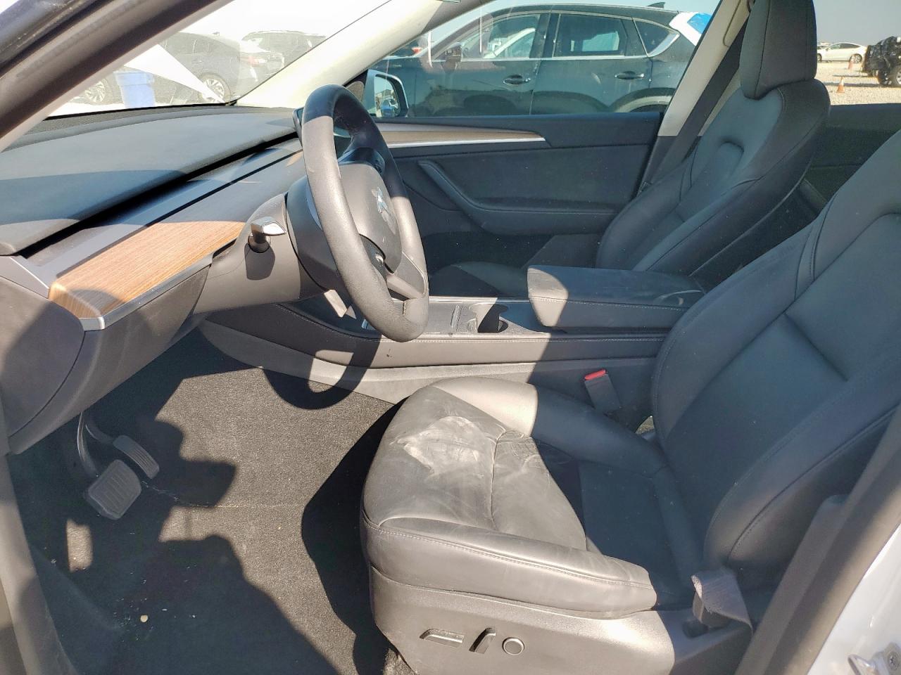 2022 Tesla Model Y VIN: 7SAYGDEE6NA011927 Lot: 84187255