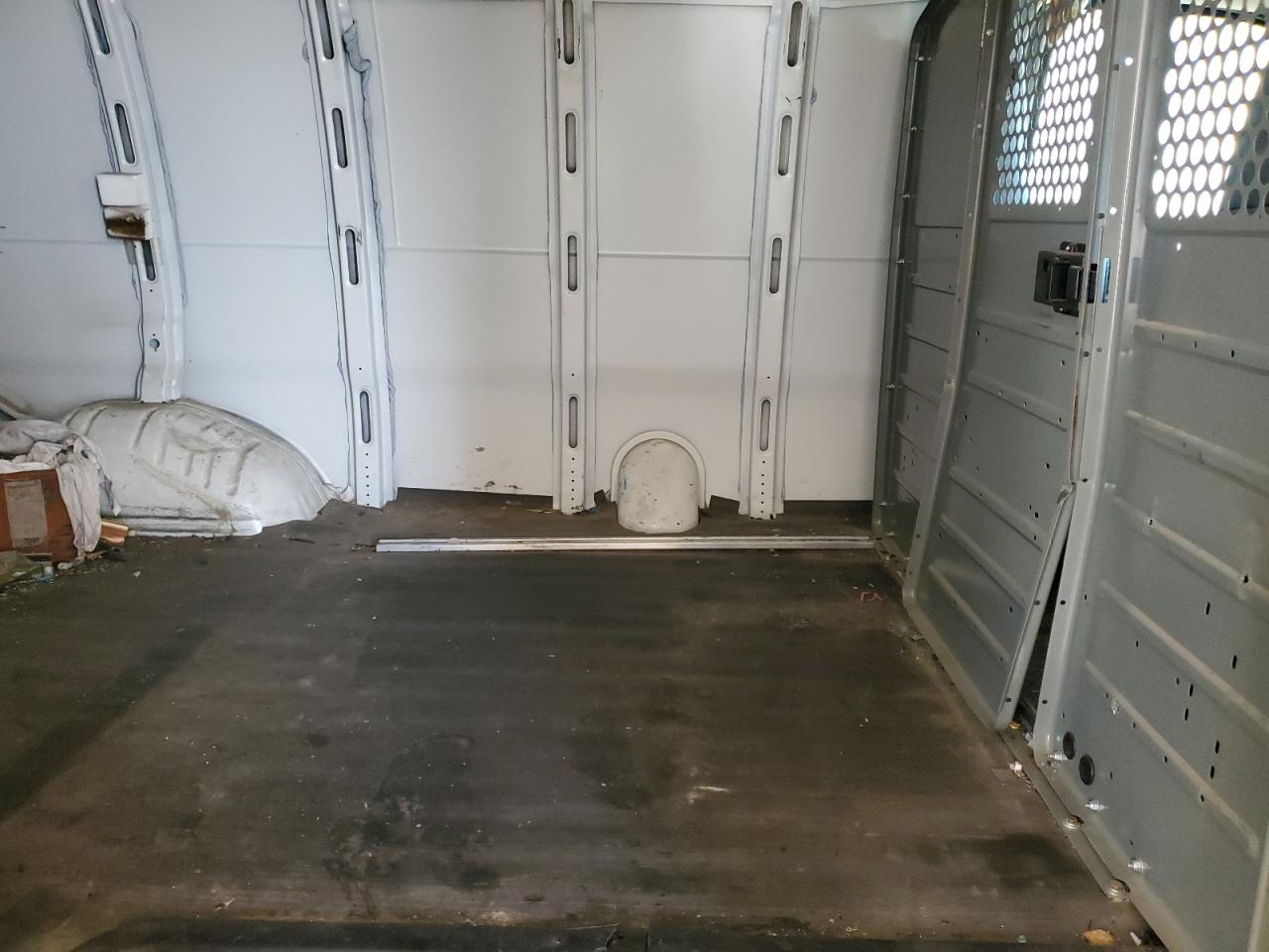 2020 Chevrolet Express G2500 VIN: 1GCWGAFP4L1269097 Lot: 84246555