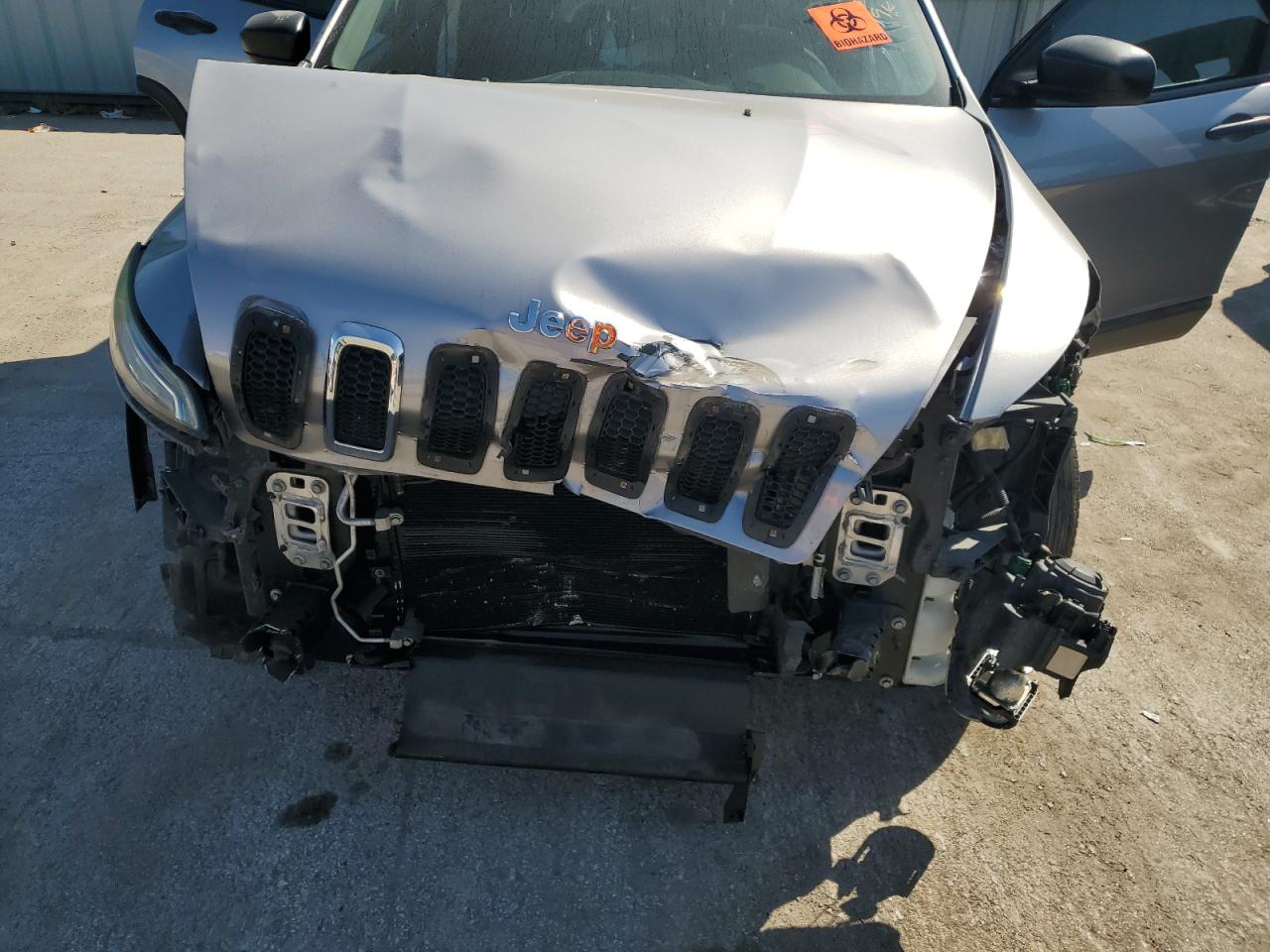 2014 Jeep Cherokee Sport VIN: 1C4PJLAB7EW181132 Lot: 84398205