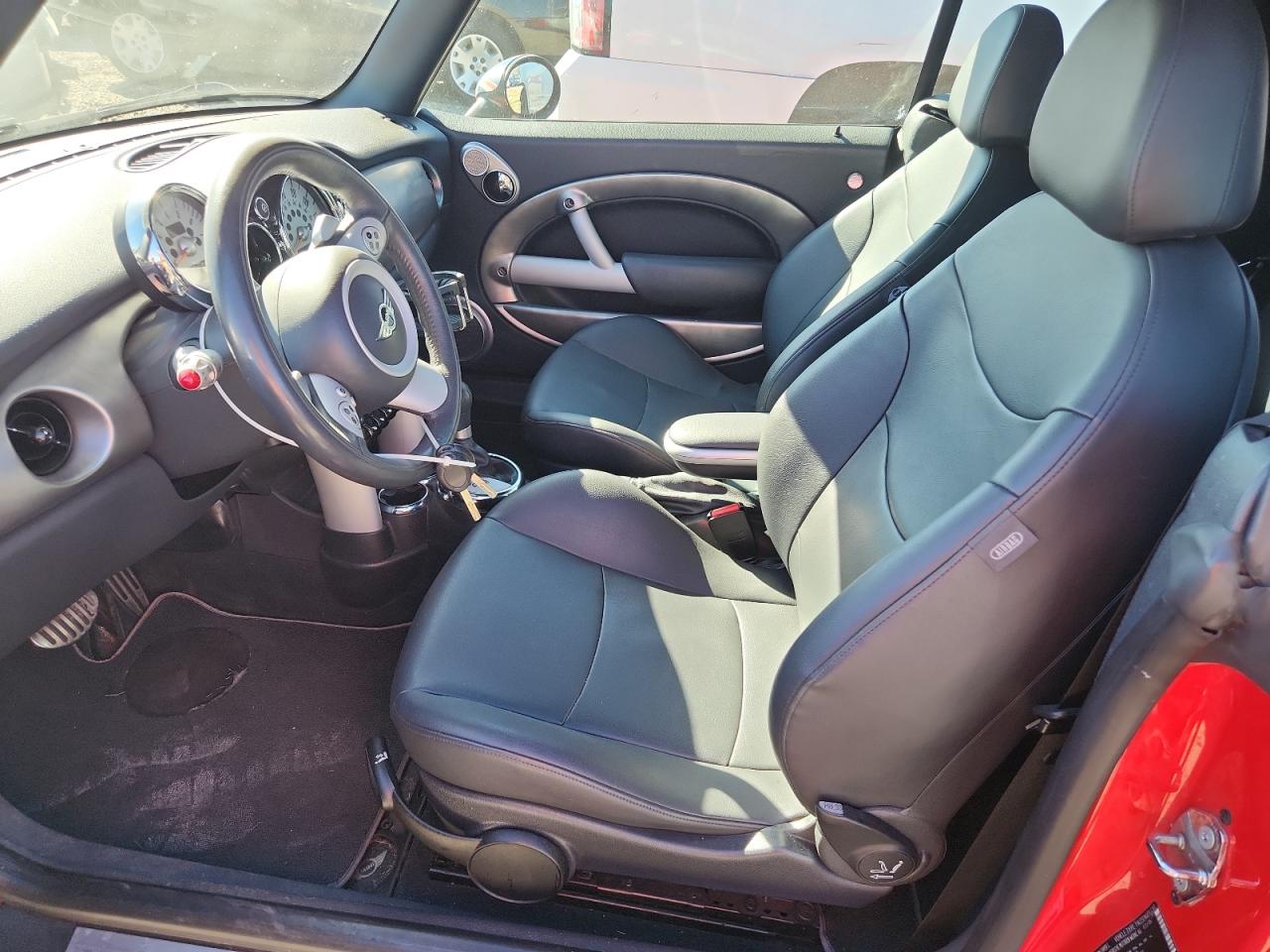 2006 Mini Cooper S VIN: WMWRH33576TK58626 Lot: 83801085