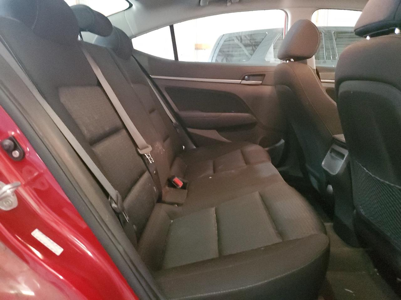 2017 Hyundai Elantra Se VIN: KMHD84LF5HU241733 Lot: 82038305