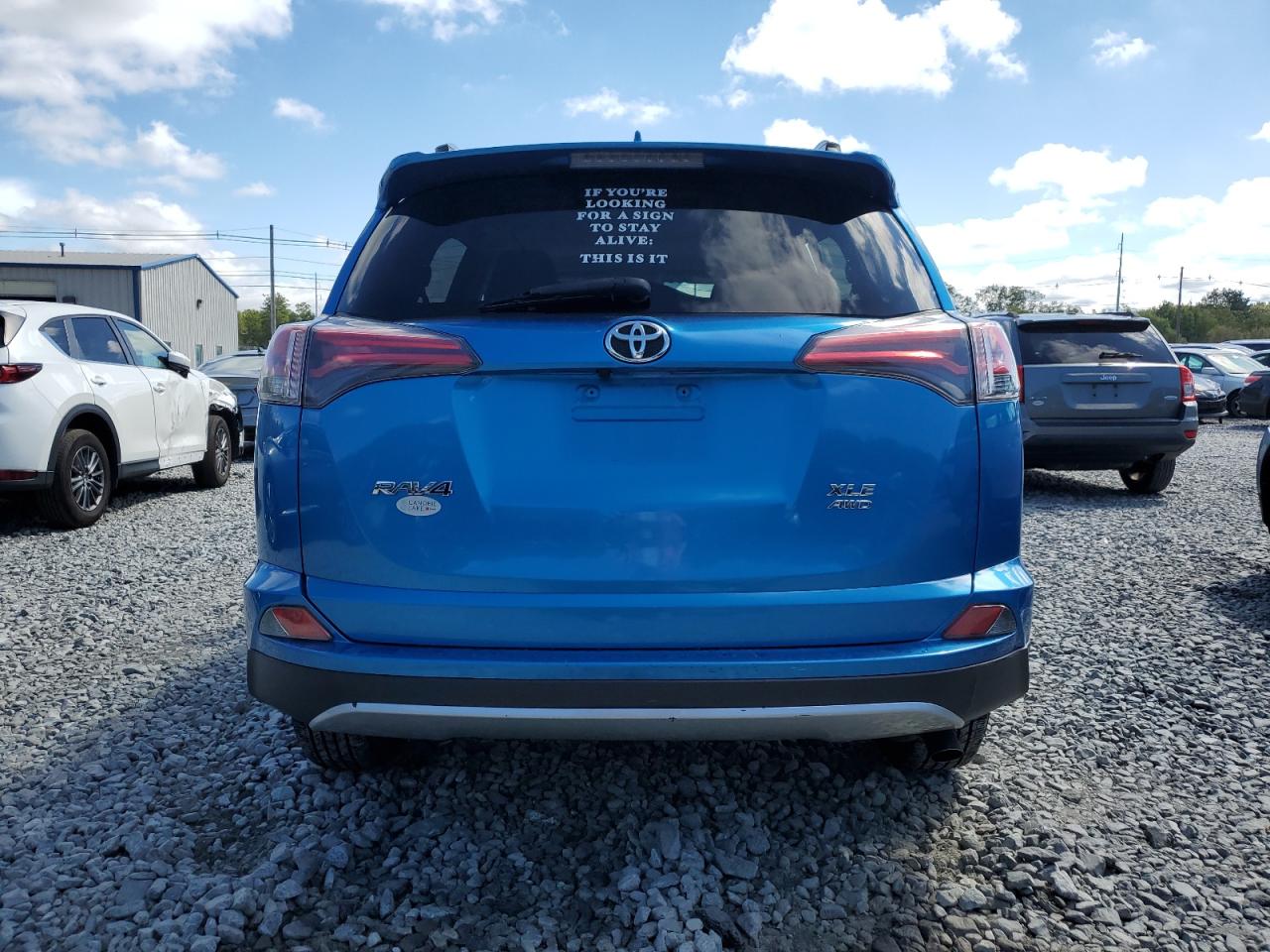 2017 Toyota Rav4 Xle VIN: JTMRFREV7HJ129986 Lot: 81053845