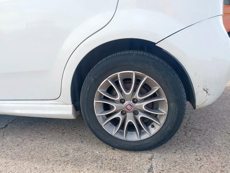 2012 FIAT PUNTO GBT