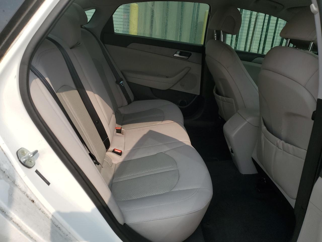 2015 Hyundai Sonata Se VIN: 5NPE24AF8FH026819 Lot: 71502715