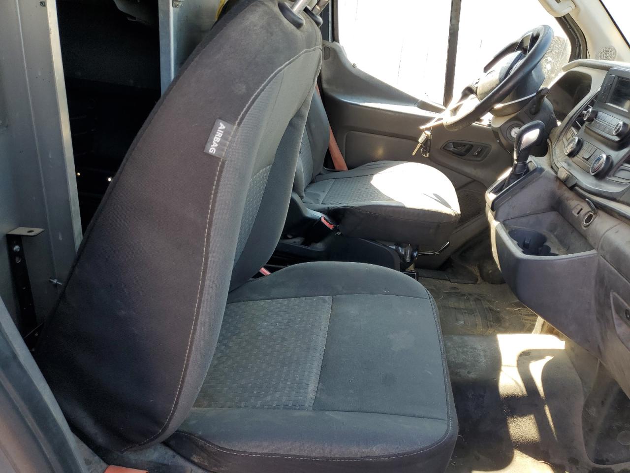 2020 Ford Transit T-250 VIN: 1FTBR3X81LKA19046 Lot: 84470035