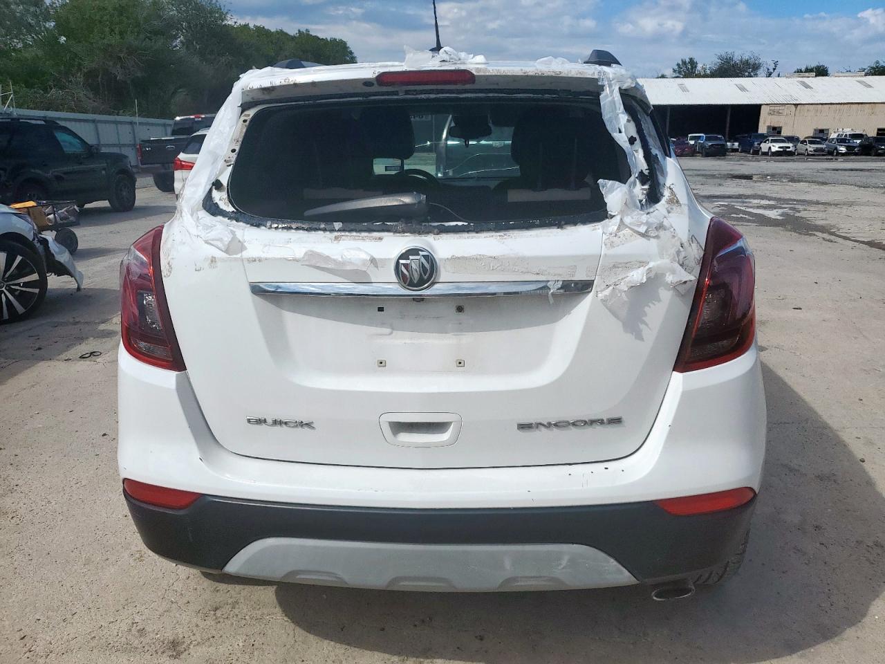 2018 Buick Encore Preferred VIN: KL4CJASB7JB522154 Lot: 84398595