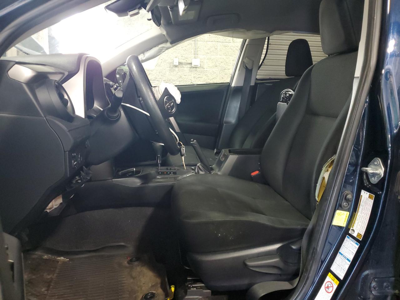 2017 Toyota Rav4 Le VIN: JTMBFREV6HJ131486 Lot: 81094745