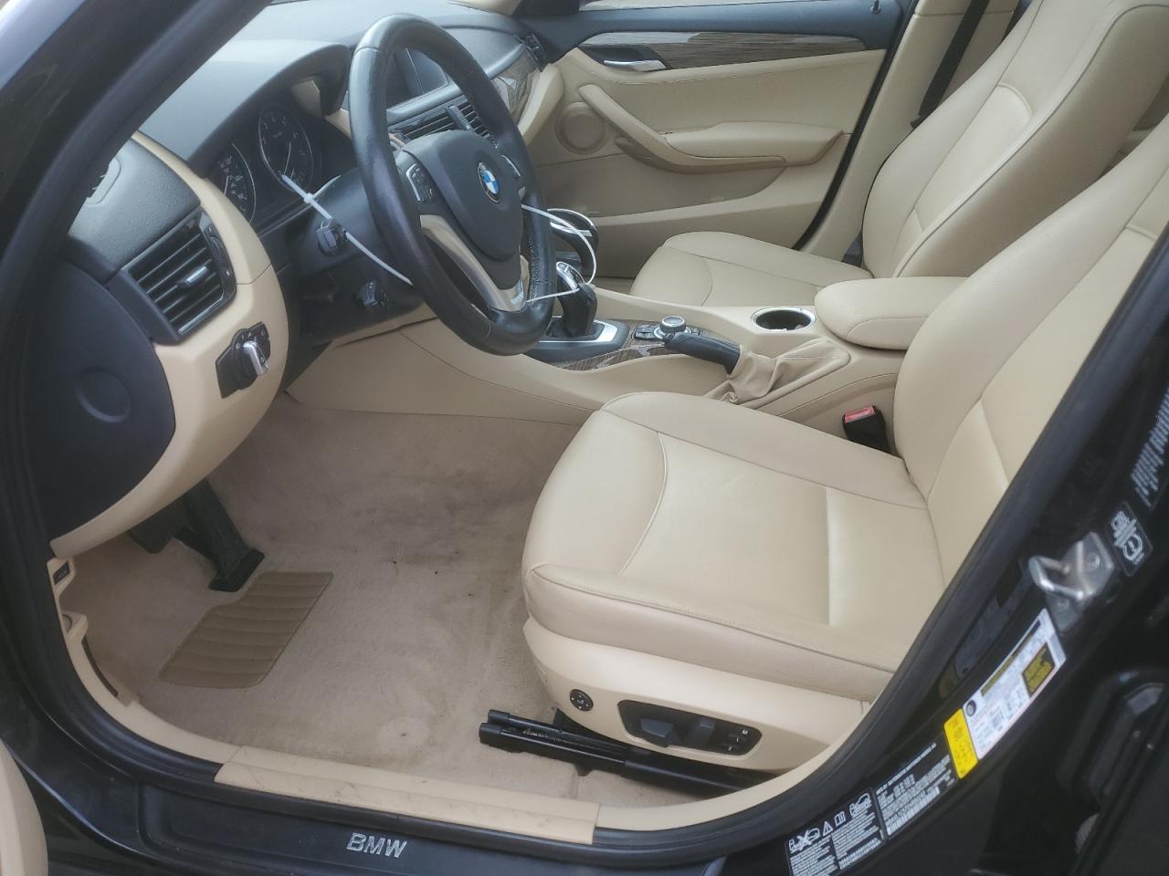 2013 BMW X1 xDrive28I VIN: WBAVL1C57DVR90242 Lot: 81675215