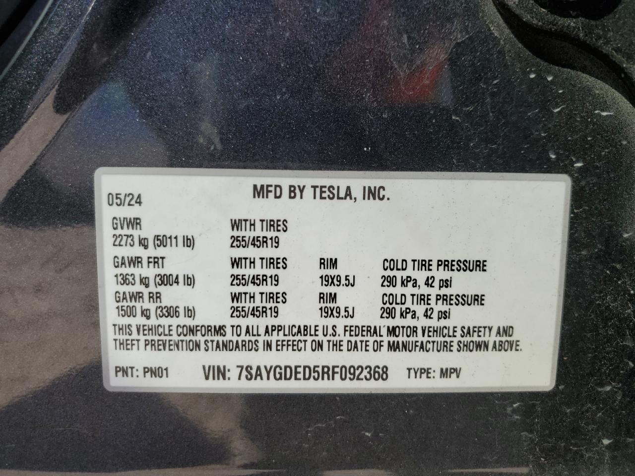 2024 Tesla Model Y VIN: 7SAYGDED5RF092368 Lot: 81470175