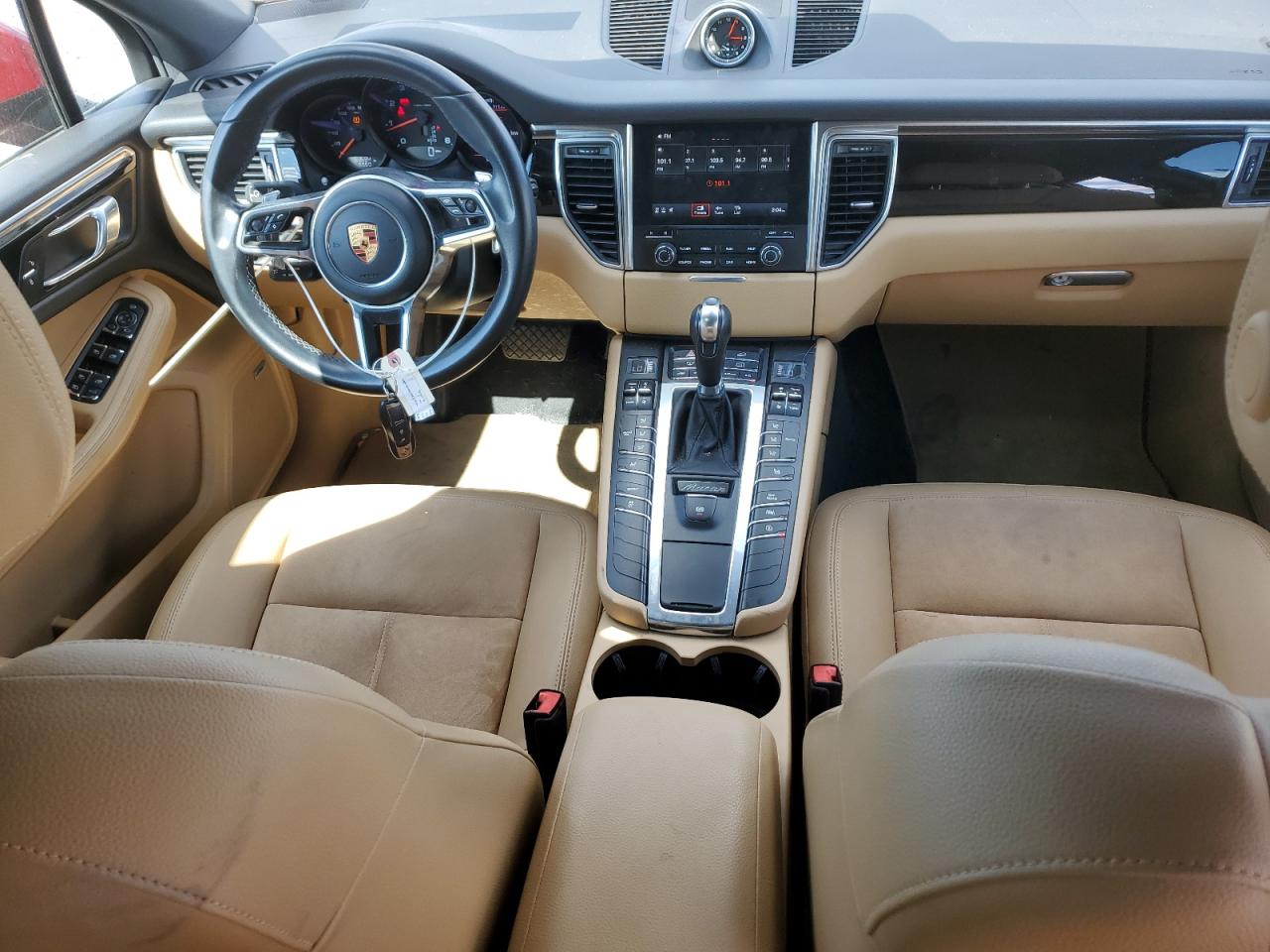 2018 Porsche Macan VIN: WP1AA2A5XJLB04758 Lot: 71359275