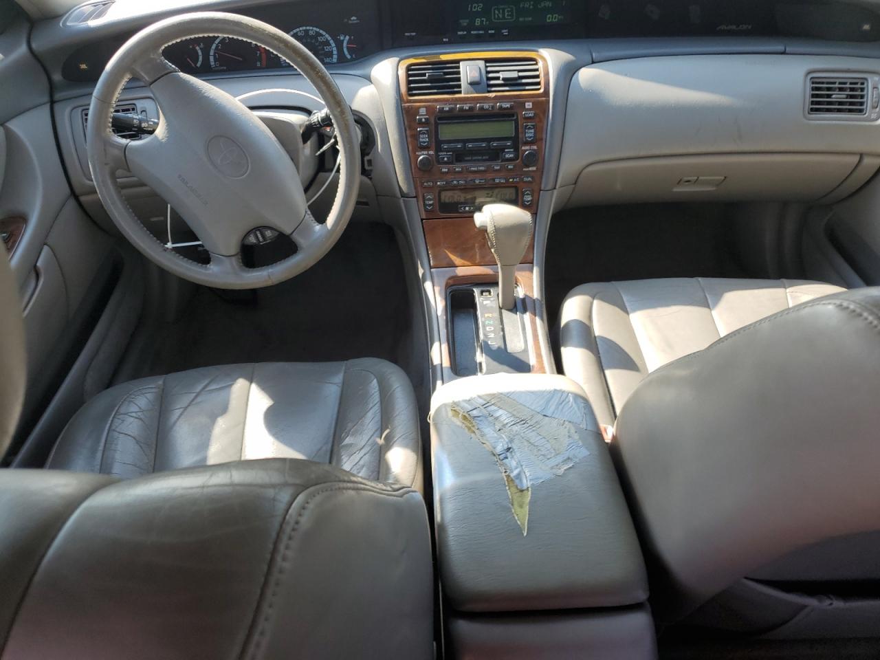 2000 Toyota Avalon Xl VIN: 4T1BF28B7YU094354 Lot: 89907965