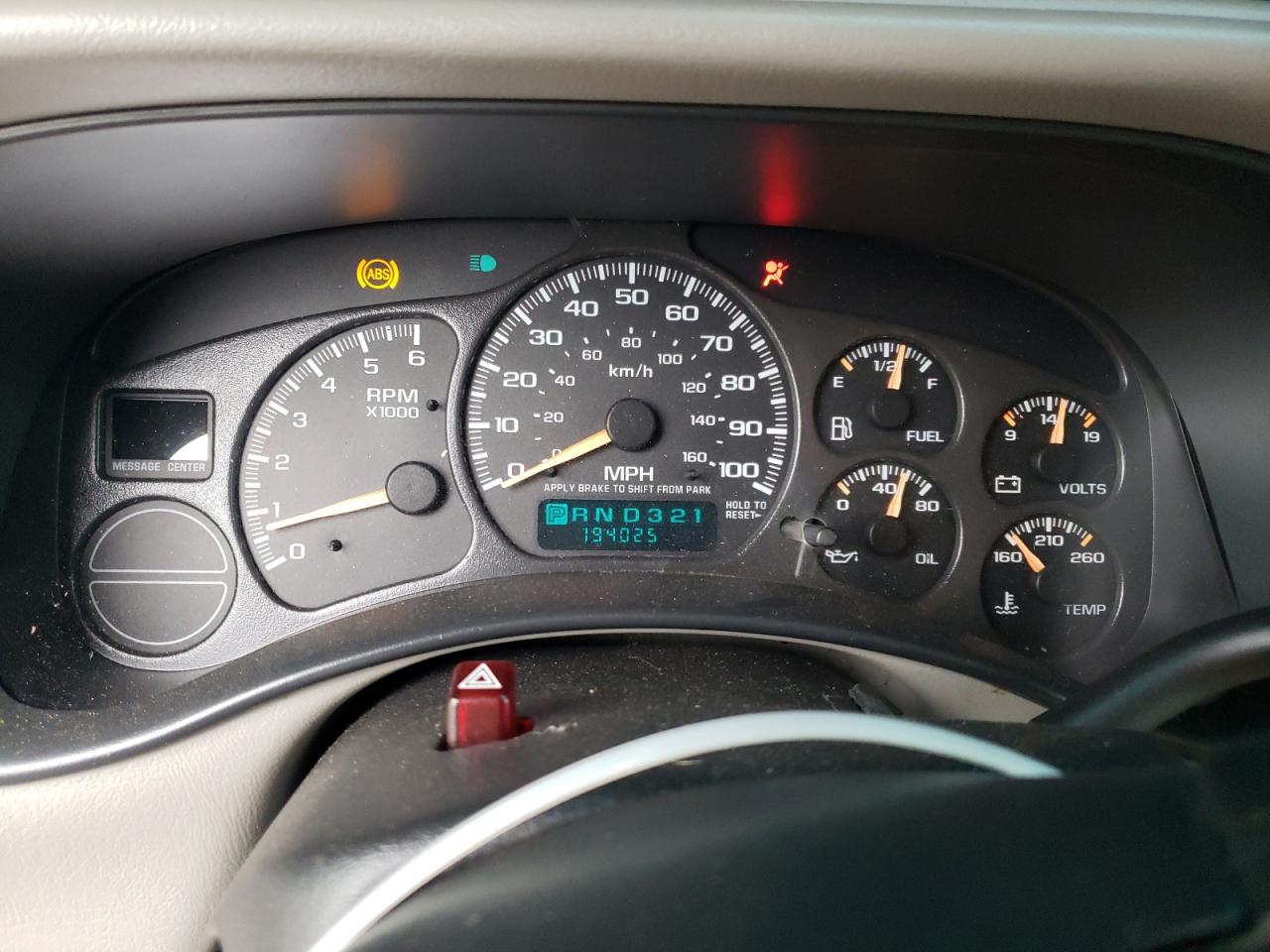 2002 GMC Yukon VIN: 1GKEK13Z72J338352 Lot: 81881045