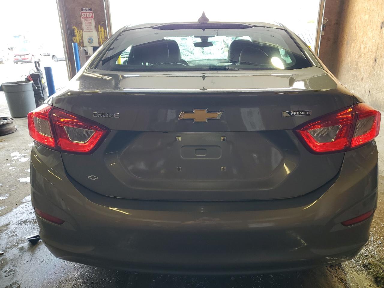 2018 Chevrolet Cruze Premier VIN: 1G1BF5SM1J7143836 Lot: 84204545