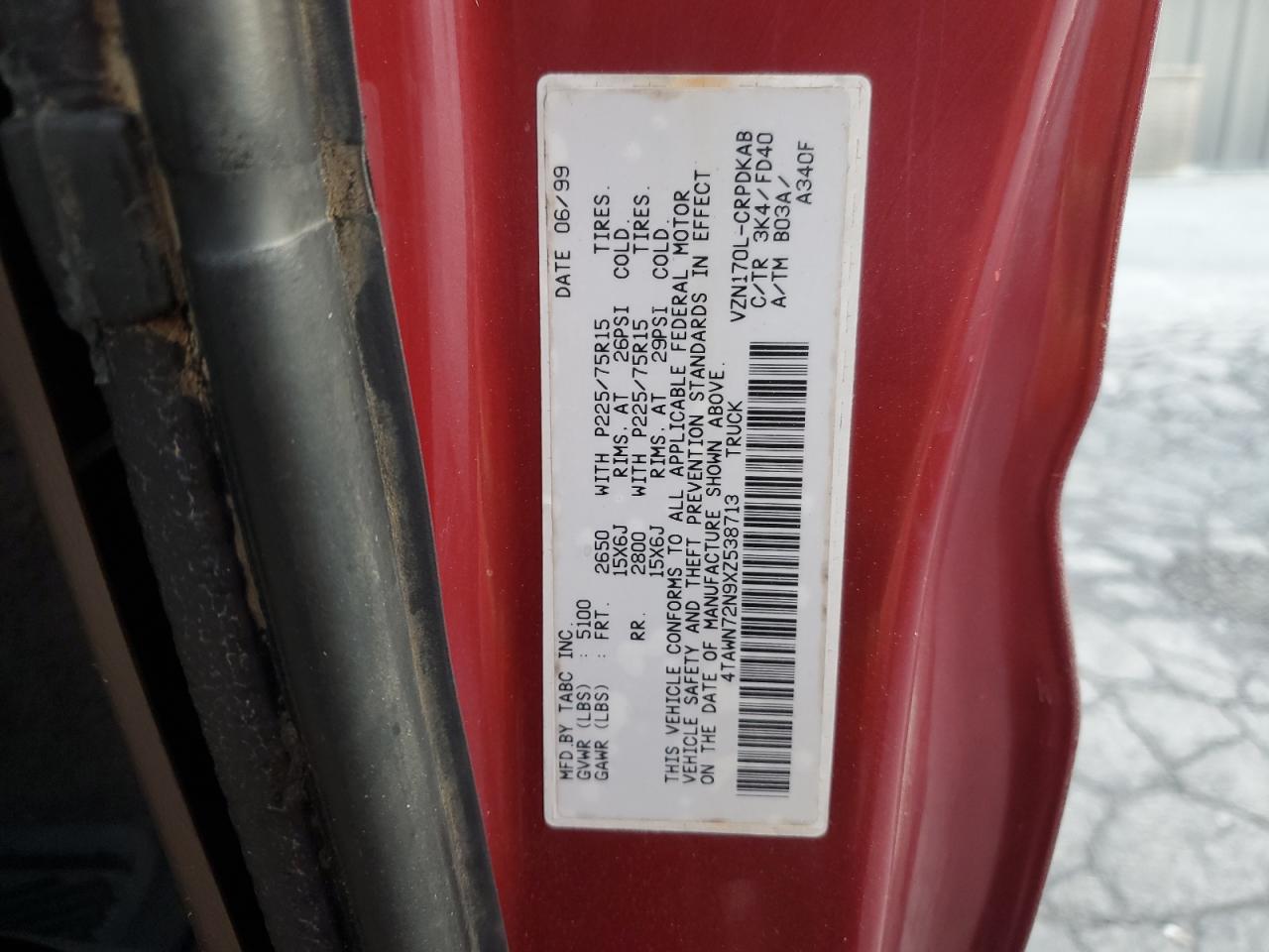 1999 Toyota Tacoma Xtracab VIN: 4TAWN72N9XZ538713 Lot: 80218345