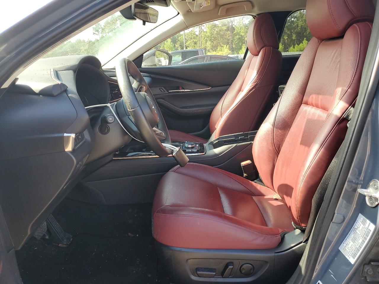 2022 Mazda Cx-30 Preferred VIN: 3MVDMBCL0NM437653 Lot: 81692975