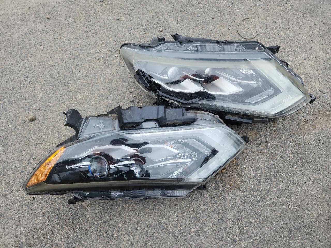 2017 Nissan Rogue Sv VIN: 5N1AT2MV0HC775286 Lot: 72014695