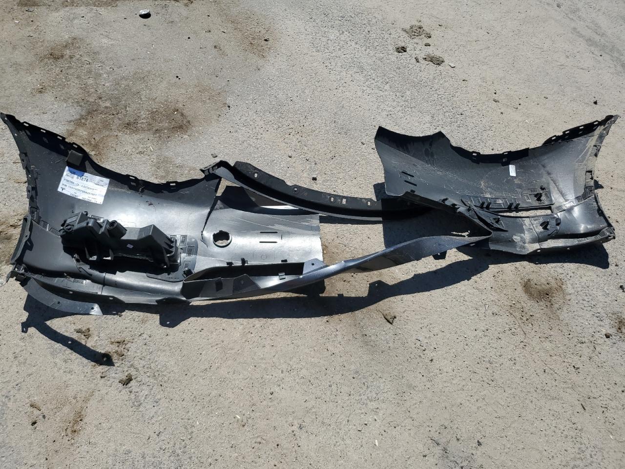 2024 Tesla Model Y VIN: 7SAYGDEF5RA287661 Lot: 70714645