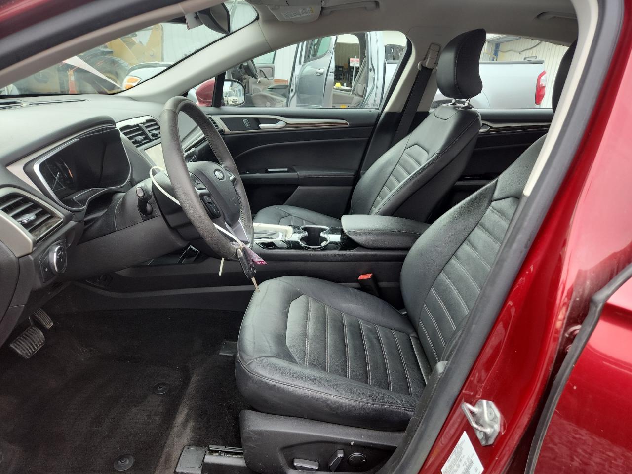 2015 Ford Fusion Se VIN: 3FA6P0HD0FR201182 Lot: 81673925