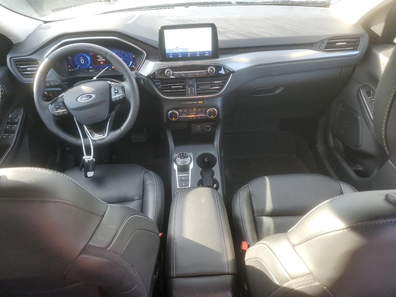 2022 Ford Escape Titanium VIN: 1FMCU9J95NUA93905 Lot: 83858215