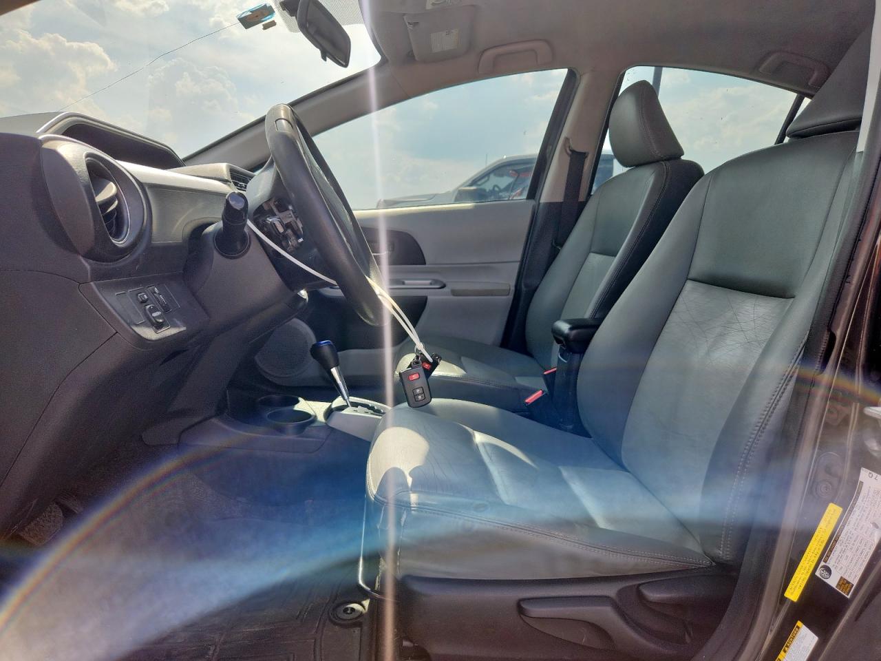 2012 Toyota Prius C VIN: JTDKDTB37C1524721 Lot: 81414465