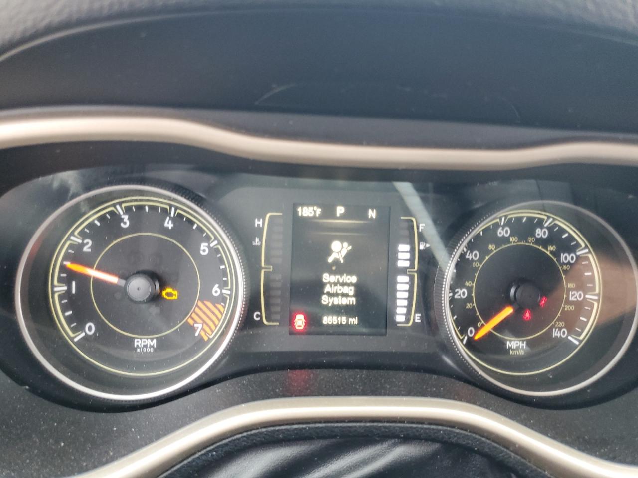 2015 Jeep Cherokee Latitude VIN: 1C4PJLCB1FW695315 Lot: 71223015