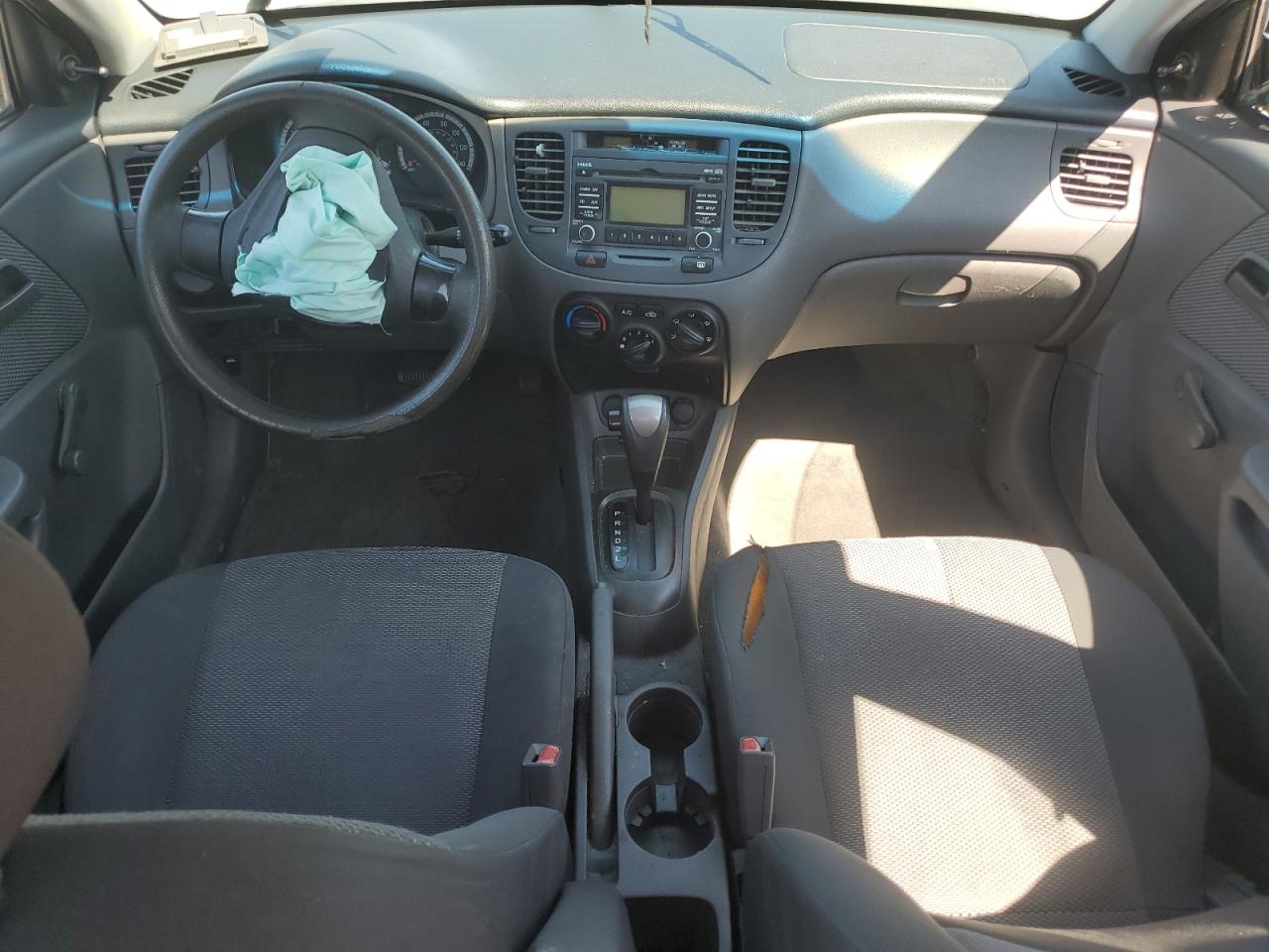 2009 Kia Rio Base VIN: KNADE223196505137 Lot: 71867015