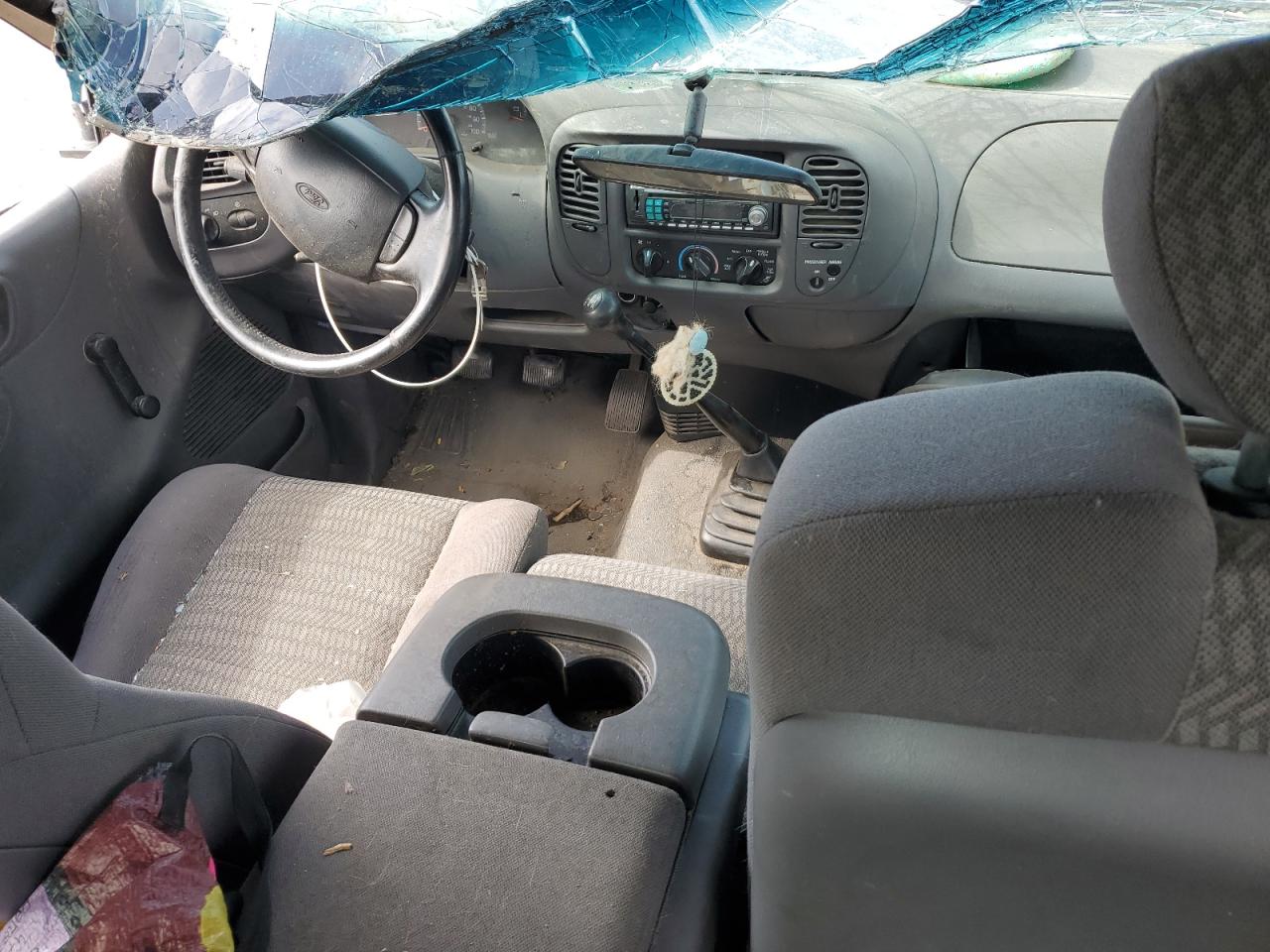 2002 Ford F150 VIN: 1FTRX17252NB07504 Lot: 80520035