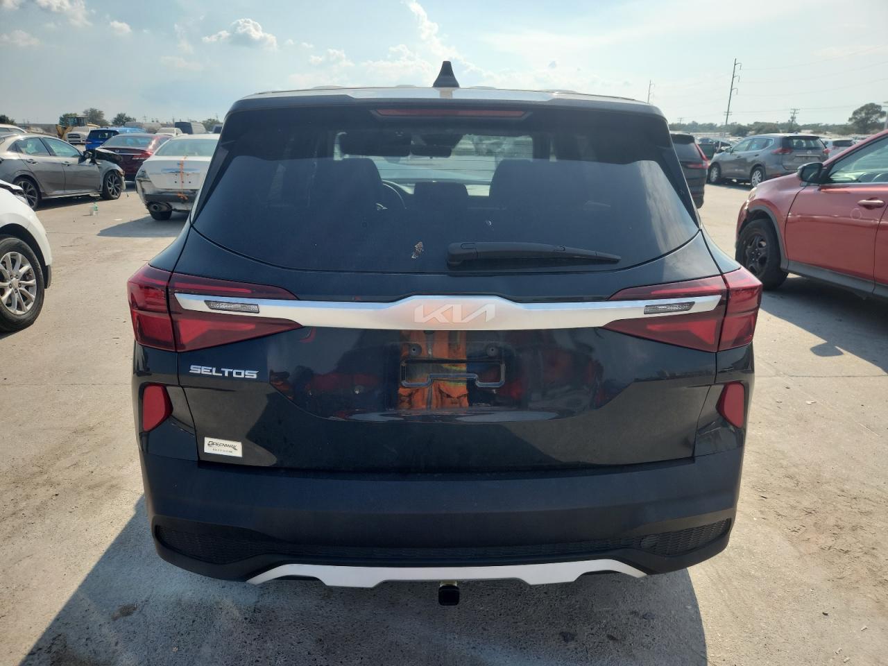 2022 Kia Seltos Lx VIN: KNDEPCAA1N7335275 Lot: 80995295