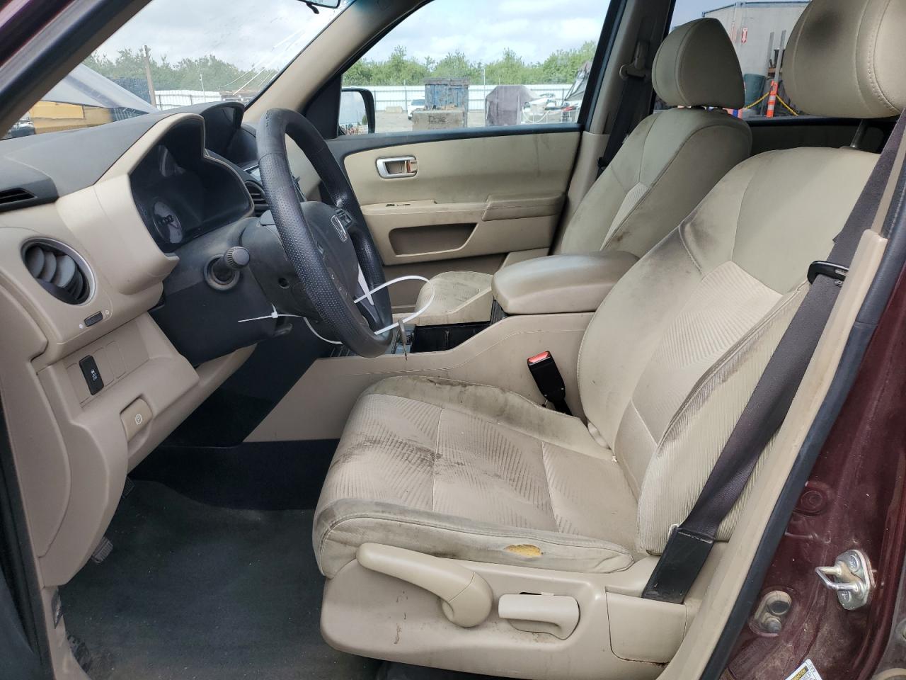 2015 Honda Pilot Lx VIN: 5FNYF3H27FB027537 Lot: 69251235