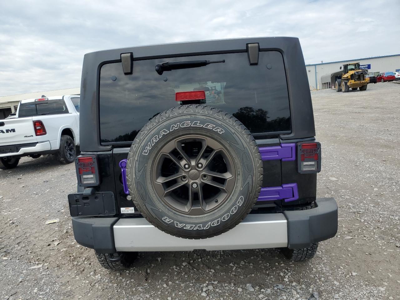 2012 Jeep Wrangler Unlimited Sahara VIN: 1C4HJWEG7CL273996 Lot: 82047145