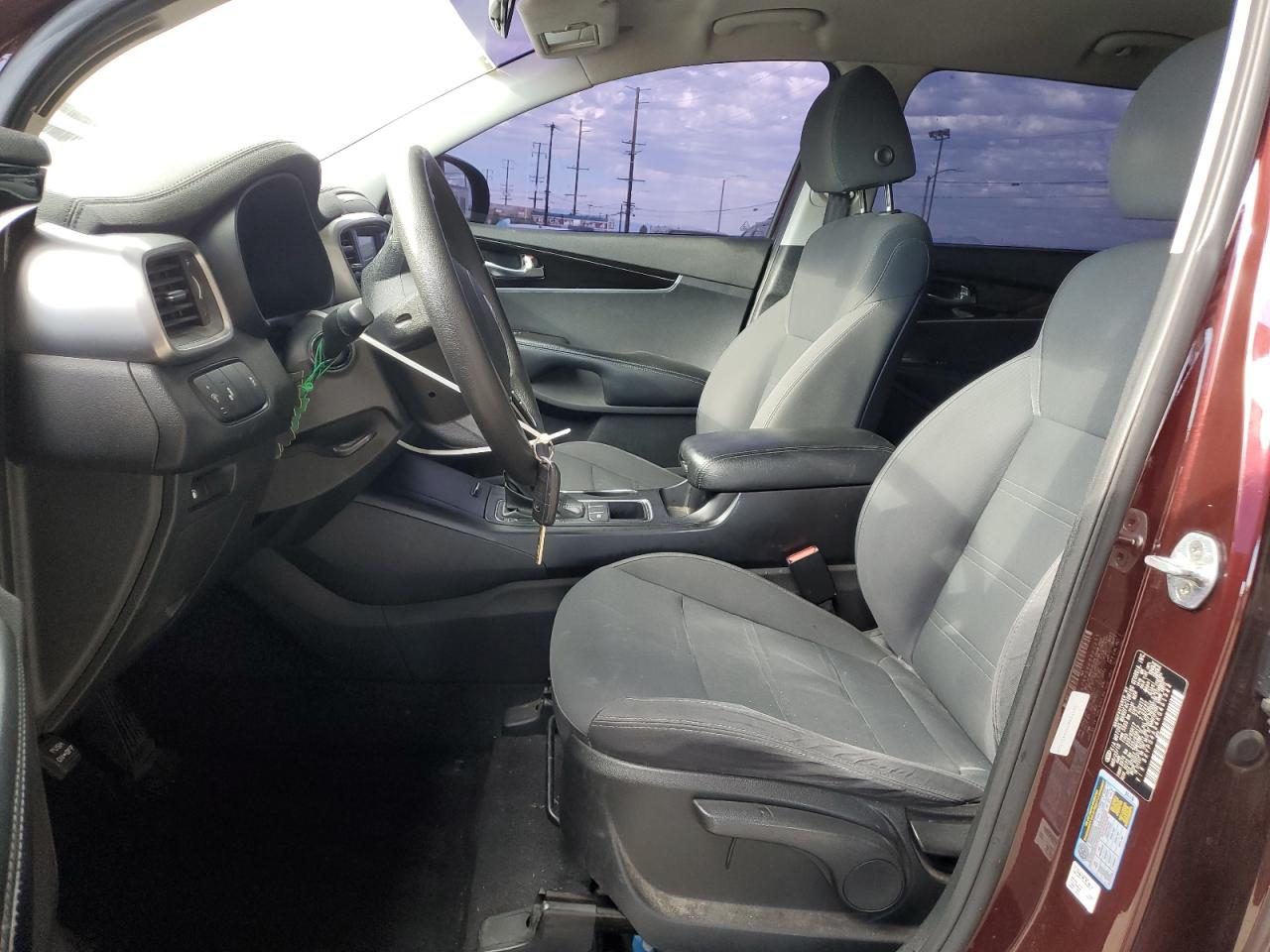 2019 Kia Sorento L VIN: 5XYPG4A34KG451522 Lot: 81798385