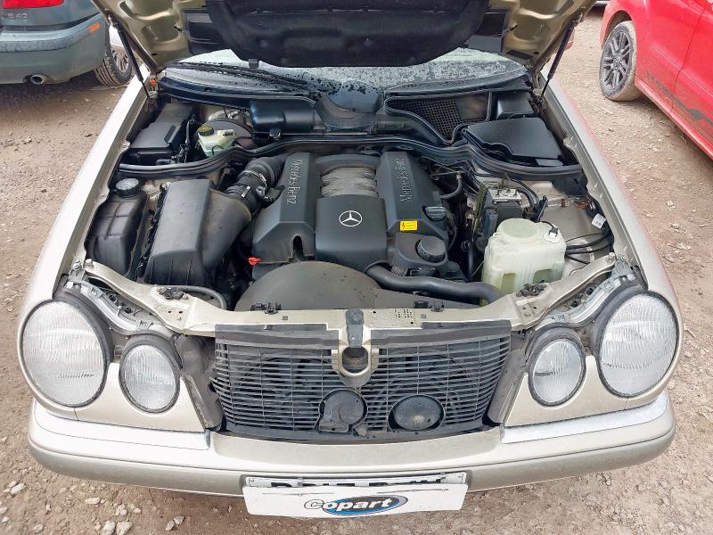 1998 MERCEDES E240 ELEGANCE AUTO 