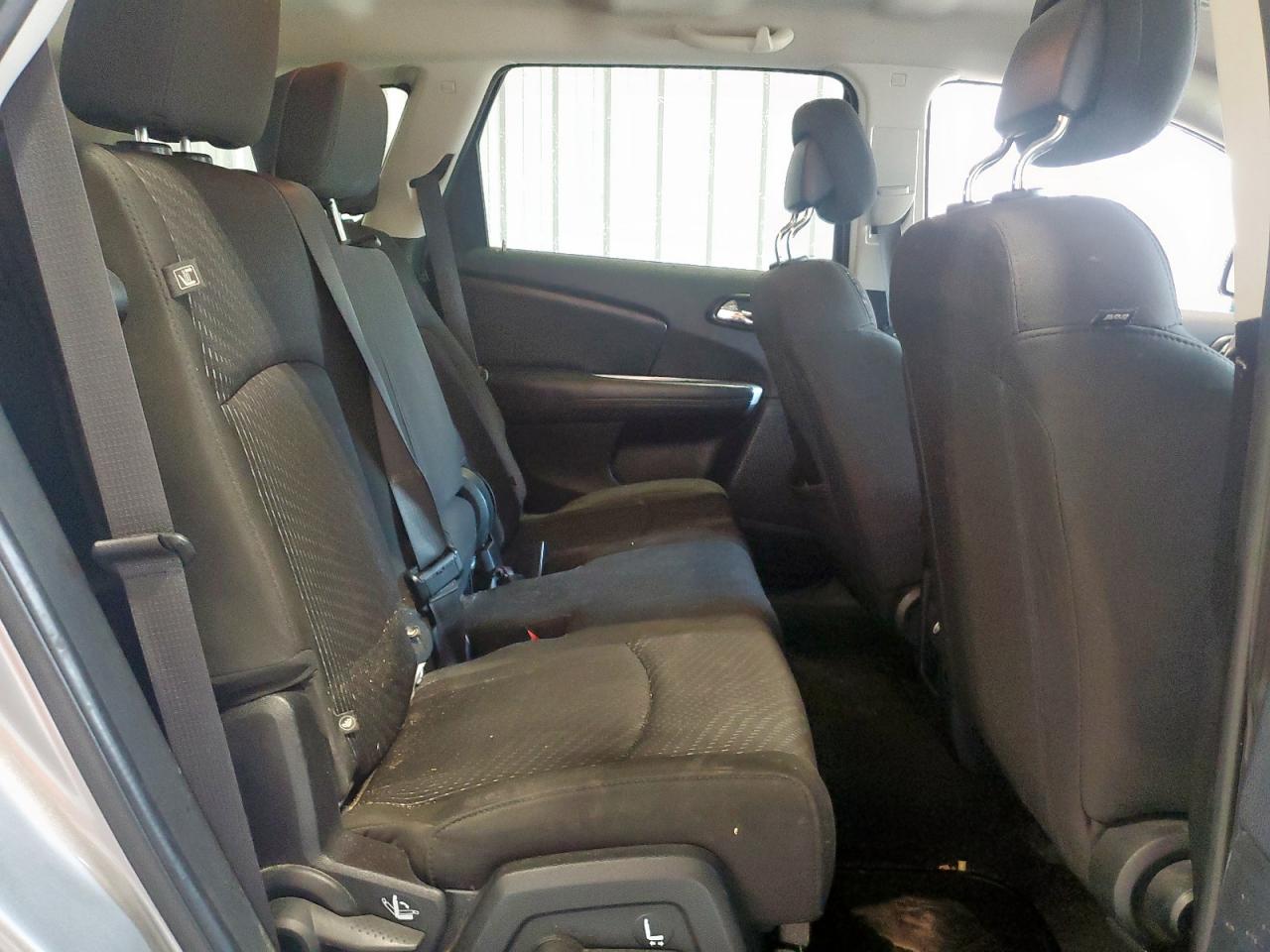 2018 Dodge Journey Se VIN: 3C4PDCAB0JT383608 Lot: 71583915