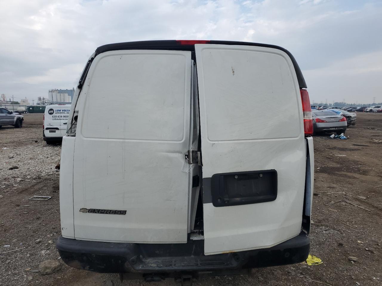 2017 Chevrolet Express G2500 VIN: 1GCWGAFG6H1193812 Lot: 81587915
