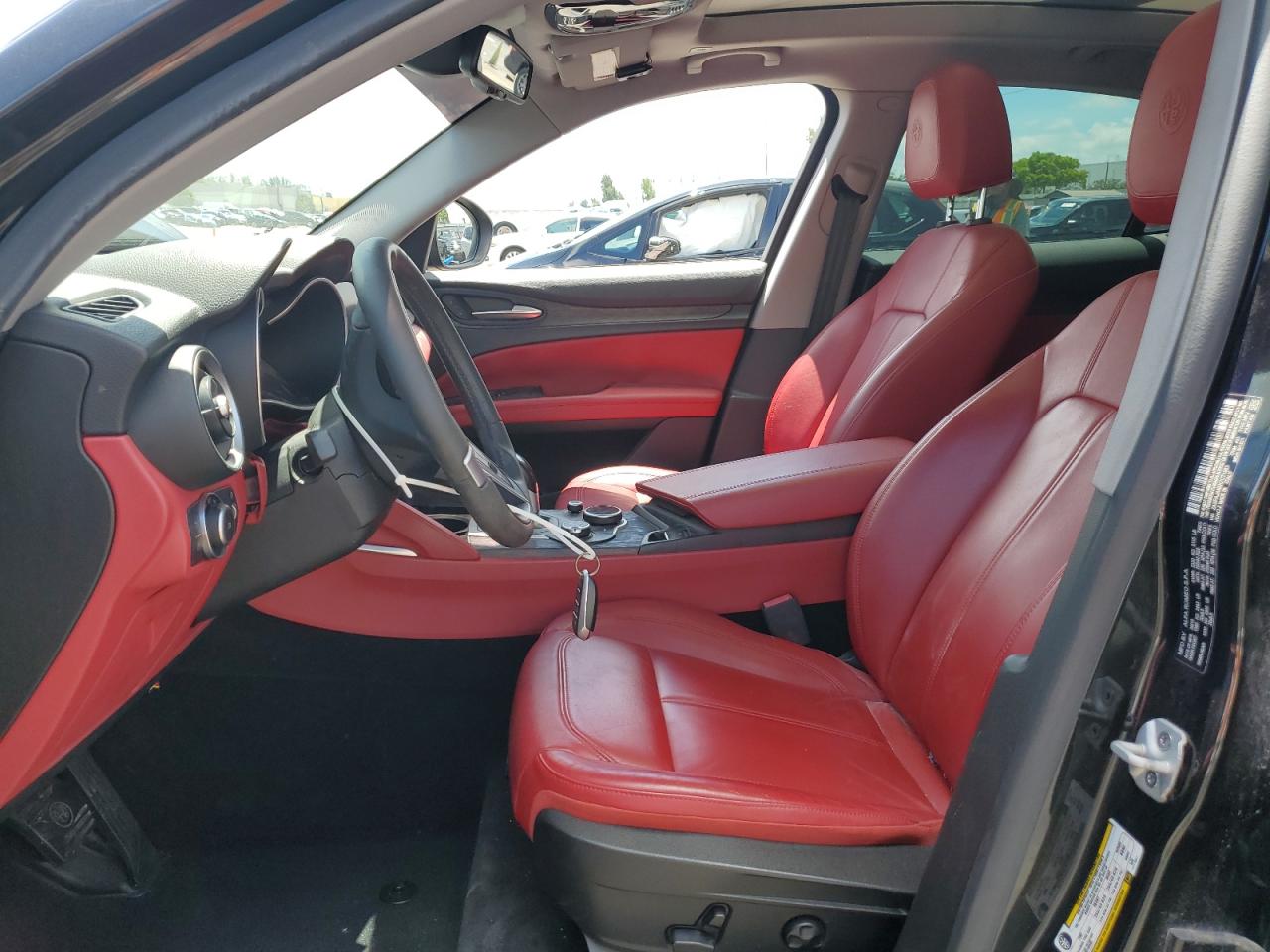 2019 Alfa Romeo Stelvio VIN: ZASPAJAN6K7C71061 Lot: 71435985