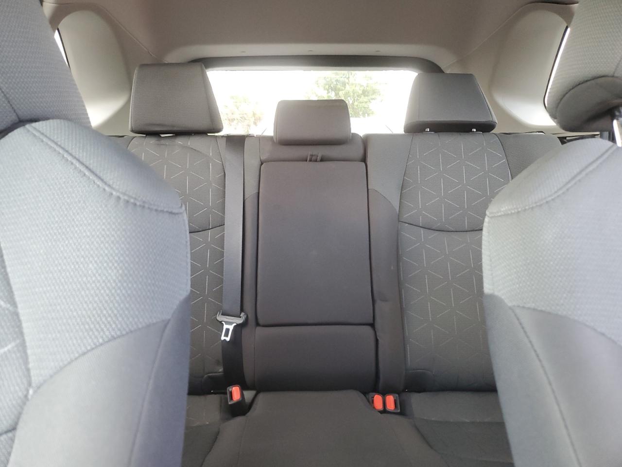 2022 Toyota Rav4 Xle VIN: 2T3W1RFV8NW190552 Lot: 81085815