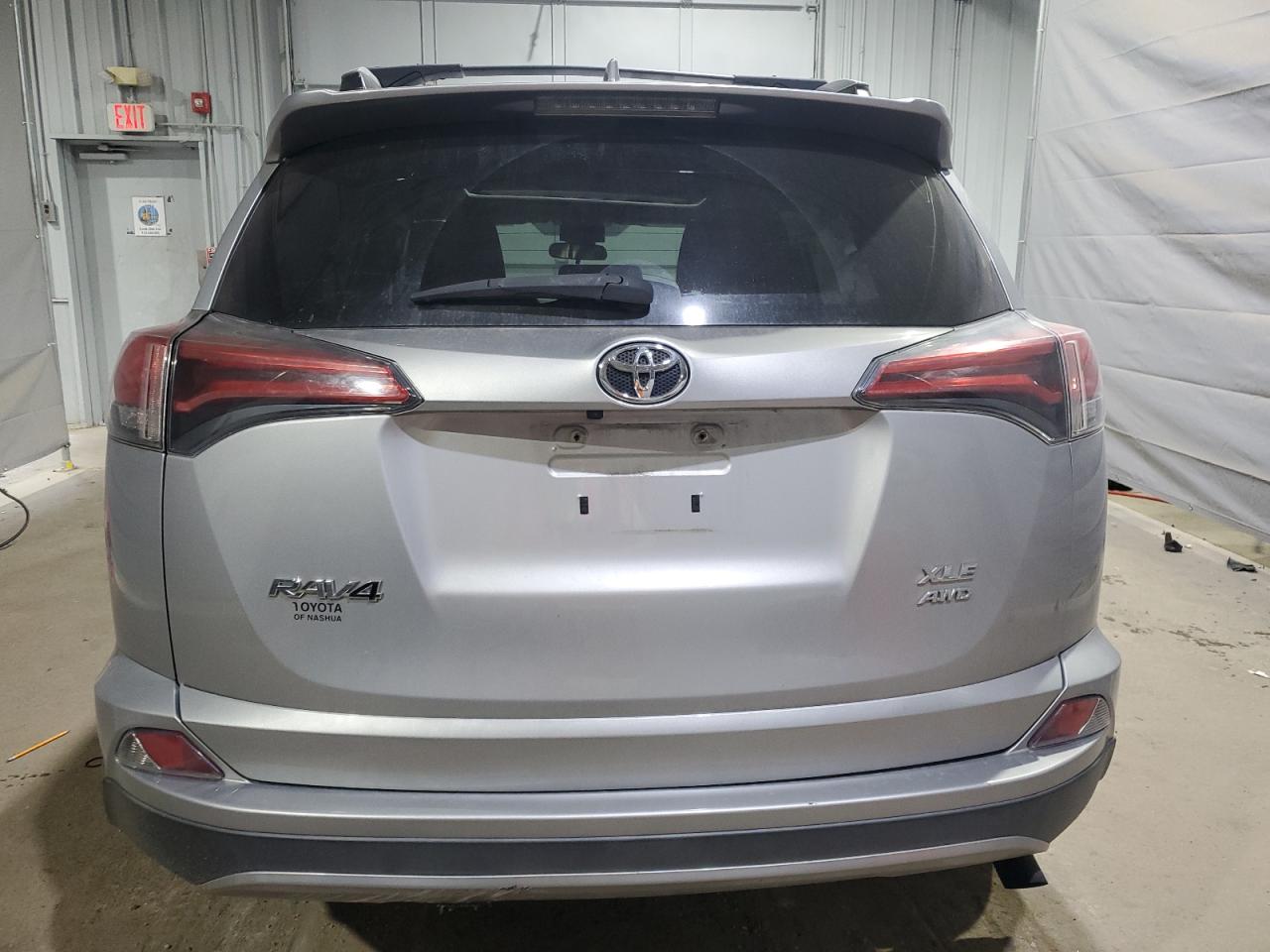 2017 Toyota Rav4 Xle VIN: 2T3RFREV3HW602039 Lot: 71164215
