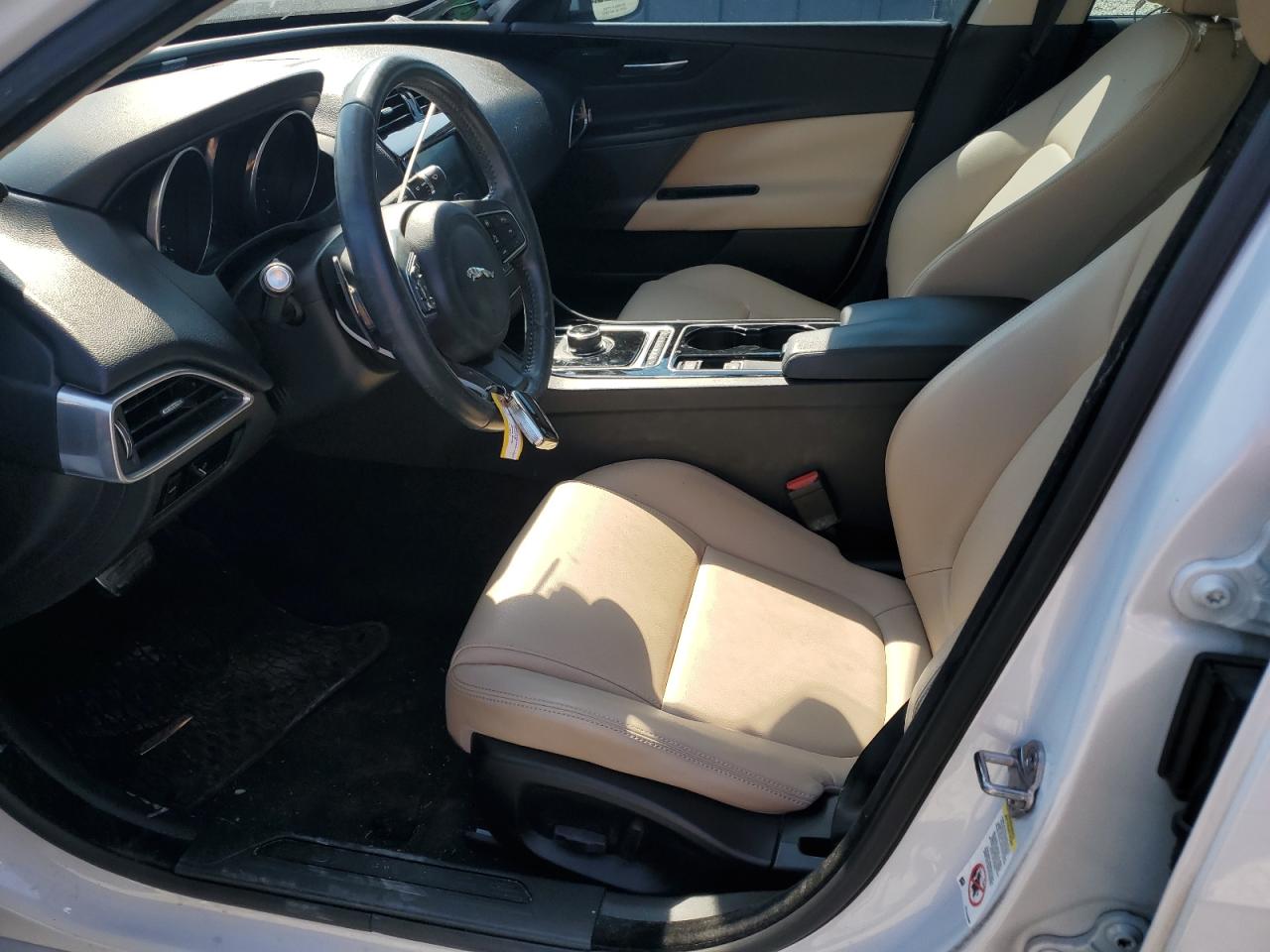 2017 Jaguar Xe Premium VIN: SAJAD4BG9HA950424 Lot: 80821225