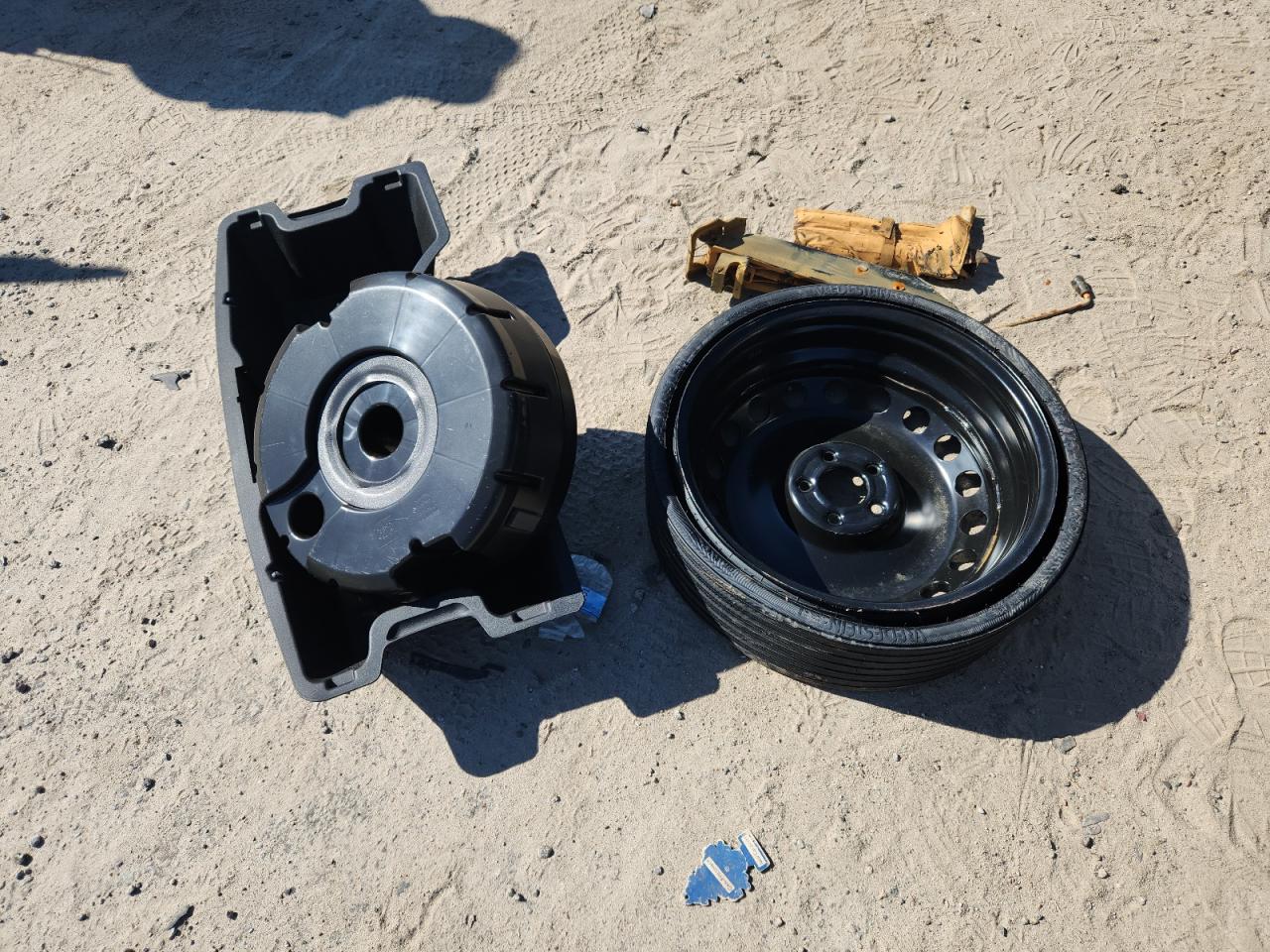 2015 Audi Q5 Premium Plus VIN: WA1LFAFP2FA100037 Lot: 70496715