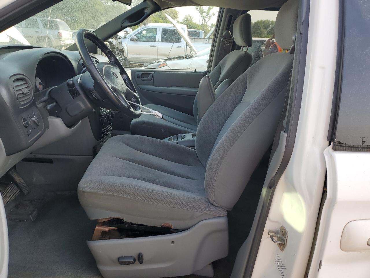 2004 Dodge Grand Caravan Ex VIN: 2D4GP74L84R527323 Lot: 80895975