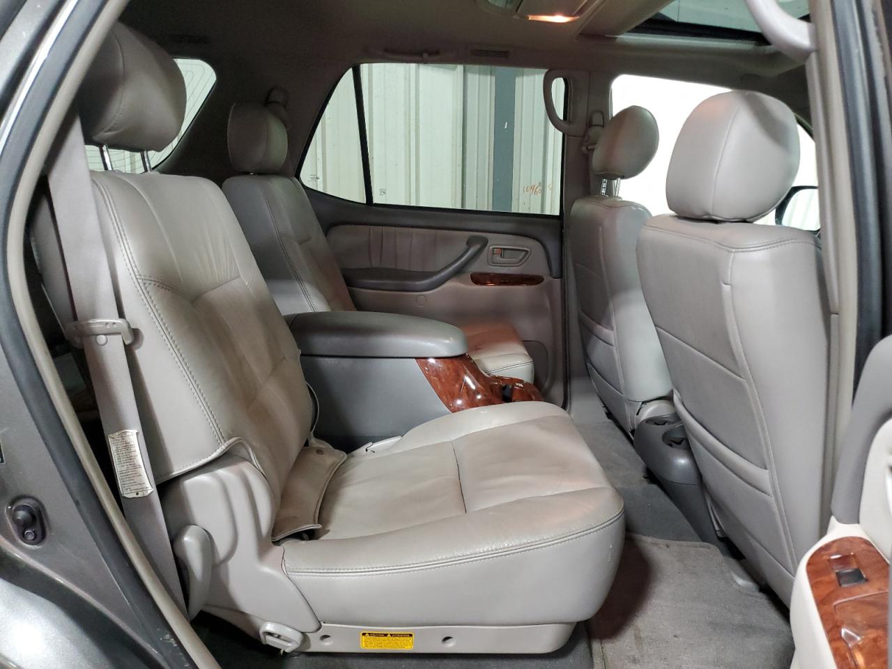 2007 Toyota Sequoia Limited VIN: 5TDBT48A67S292085 Lot: 81130145