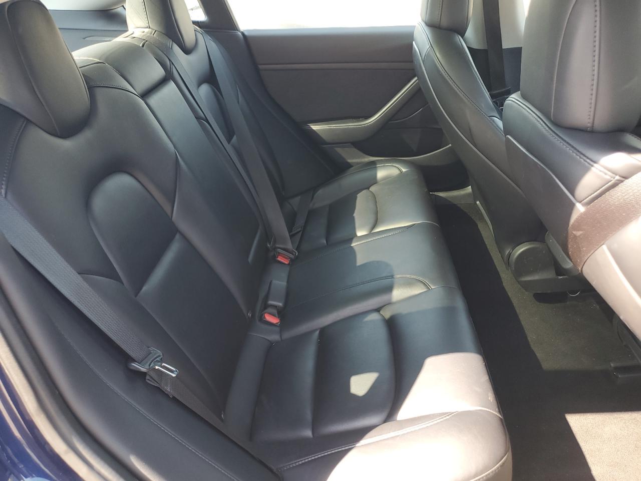 2022 Tesla Model 3 VIN: 5YJ3E1EA9NF371916 Lot: 84300725