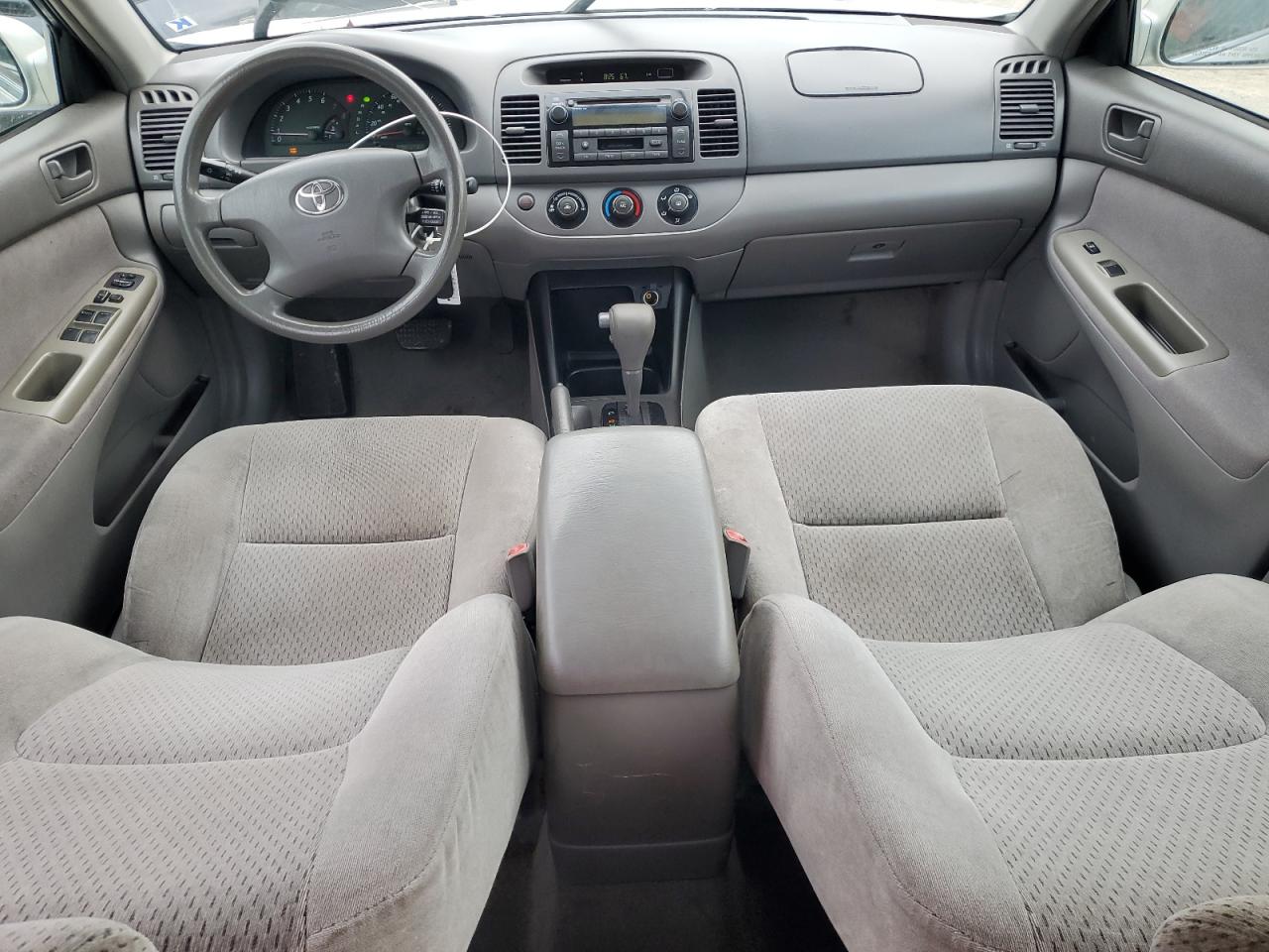 2004 Toyota Camry Le VIN: 4T1BE32K24U816888 Lot: 70691535